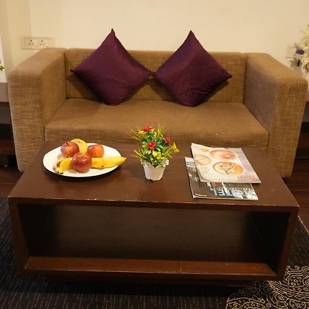 Hotel Clarks Collection Бхавнагар Екстериор снимка