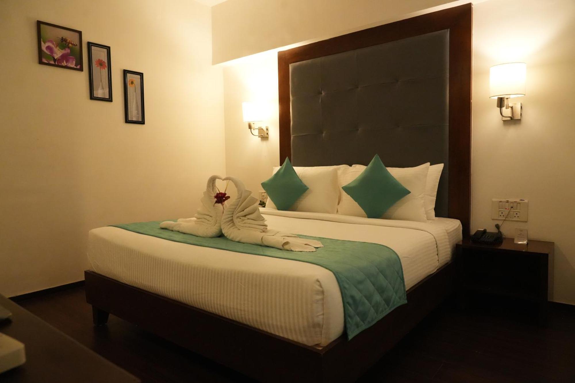 Hotel Clarks Collection Бхавнагар Екстериор снимка