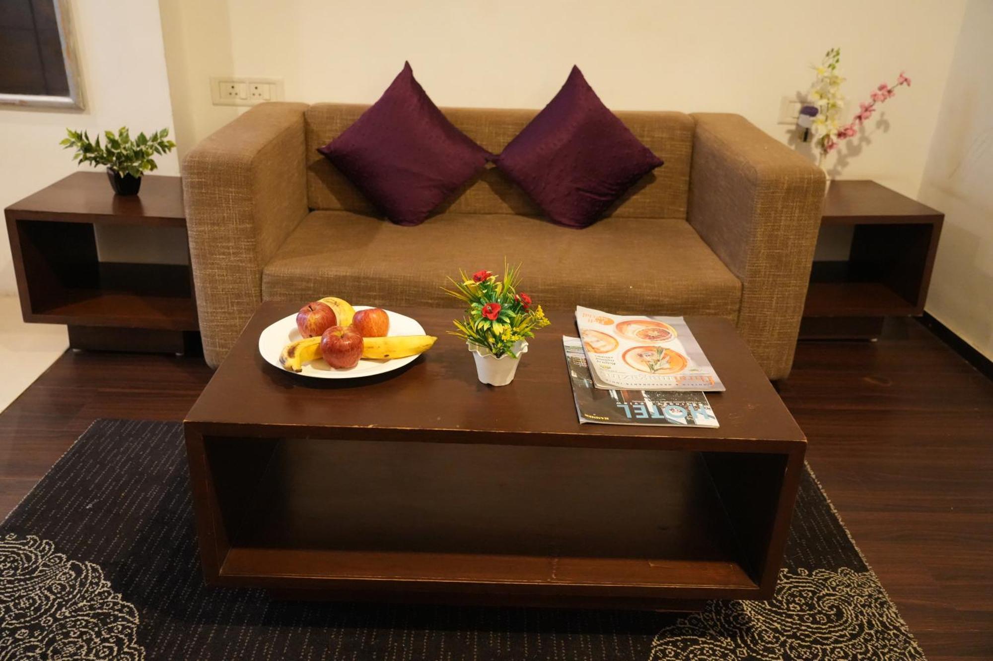 Hotel Clarks Collection Бхавнагар Екстериор снимка
