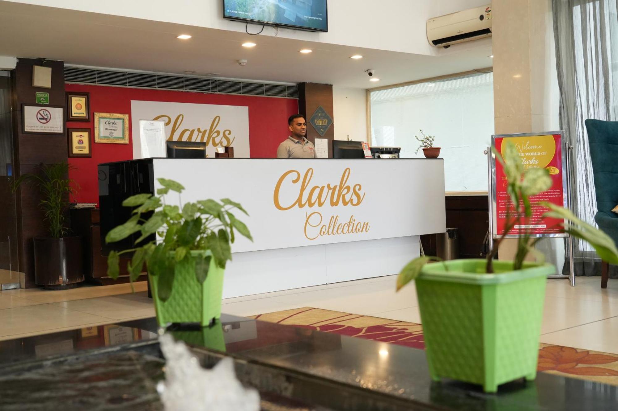Hotel Clarks Collection Бхавнагар Екстериор снимка