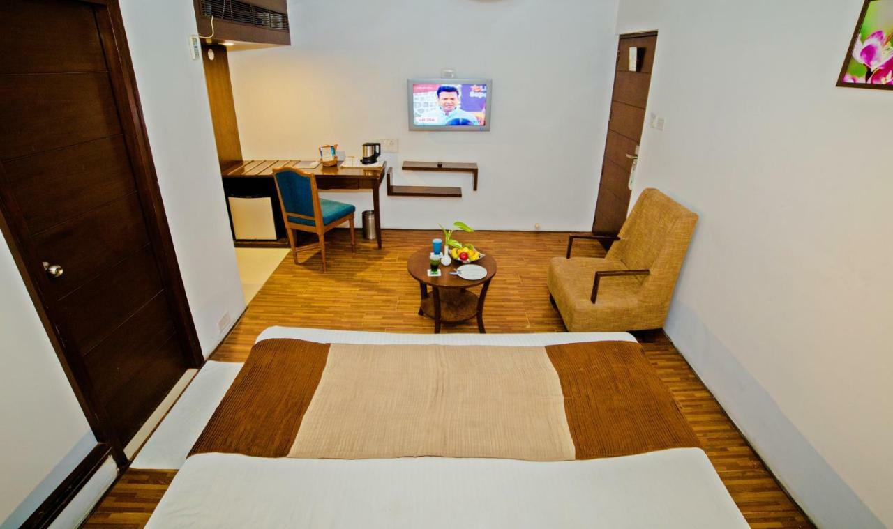 Hotel Clarks Collection Бхавнагар Екстериор снимка